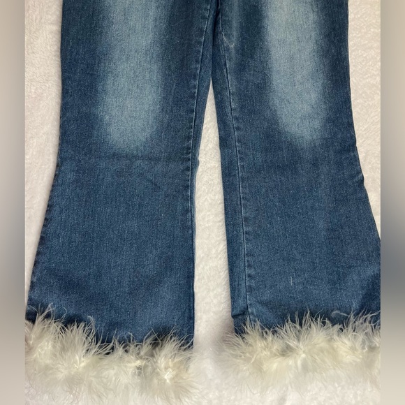 High waisted feather bottom jeans - Picture 4 of 4